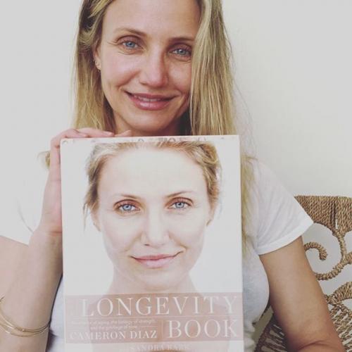 CAMERON DIAZ s'affiche SANS MAQUILLAGE sur INSTAGRAM - Vous en pensez quoi ?