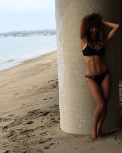 Quand HALLE BERRY fête ses 50 ANS en BIKINI (et nous fait REGRETTER notre PIZZA de midi)… 