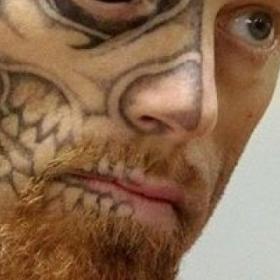 TATOUAGE de l’ŒIL : la NOUVELLE TENDANCE qui INQUIÈTE