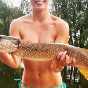 Le SELFISH ou comment POSER NUE avec un POISSON