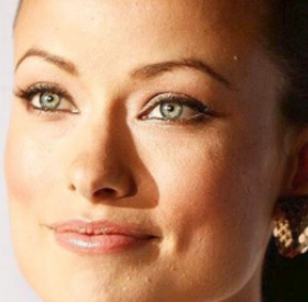 OLIVIA WILDE : défilé de MAILLOTS en VACANCES