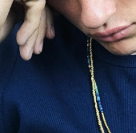 Ce MANNEQUIN de 19 ans est PAPA !