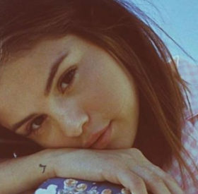 SELENA GOMEZ : surpriiiiise ! Elle a un nouveau BOYFRIEND