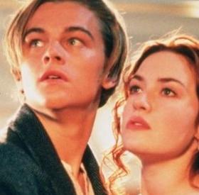 TITANIC : saurez-vous TROUVER l'INTRUS sur CETTE PHOTO ?!