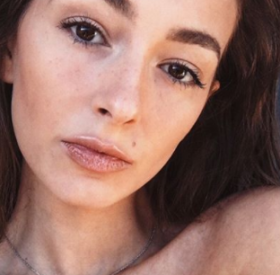 Cette MANNEQUIN révèle la RÉALITÉ des CORPS sur INSTAGRAM