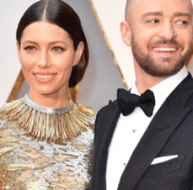 JUSTIN TIMBERLAKE et JESSICA BIEL : la DANSE ENDIABLÉE aux OSCARS !