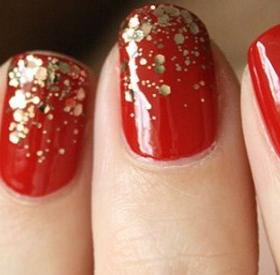 RÉPARER un ONGLE CASSÉ avec un SACHET de THÉ : le TUTO VIDÉO vu plus de 35 MILLIONS de fois !