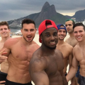L'équipe des GROS BISCOTTOS s'affiche sur Instagram