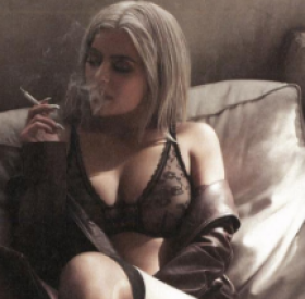 KYLIE JENNER : demain, j'enlève le HAUT ?!?
