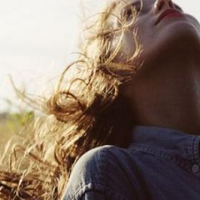 MIGRAINES : et si c'était un DÉFICIT en VITAMINES ?