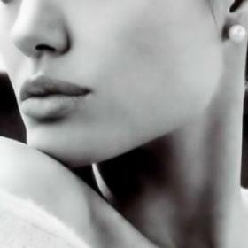 ANGELINA JOLIE devrait-elle être HOSPITALISÉE ?
