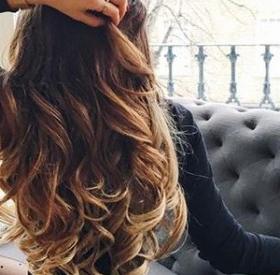 10 ASTUCES pour des CHEVEUX ÉPAIS et en BONNE SANTÉ