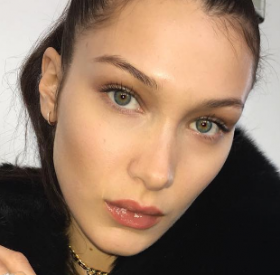 BELLA HADID ne RESSEMBLE plus à CA ! #RévolutionCapillaire