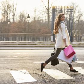 5 bonnes raisons d'acheter un sac de luxe : un achat que vous ne regretterez jamais !