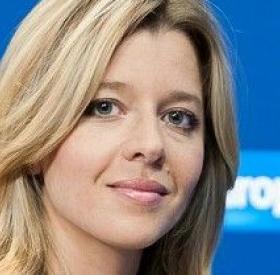 WENDY BOUCHARD partage une PHOTO de son touuuut petit BÉBÉ !