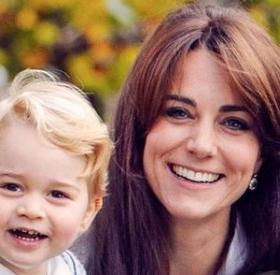 GEORGE était trop CHIC et CHOU pour sa RENTRÉE princière... Sans MAMAN KATE !