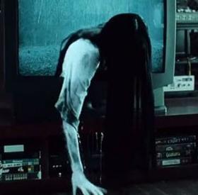 La FILLE de THE RING : son VISAGE DÉVOILÉ 16 ANS APRÈS !