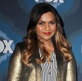 MINDY KALING révèle le SEXE de son futur BÉBÉ