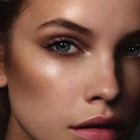 POURQUOI on va TOUTES vouloir se mettre une POUDRE ARC-EN-CIEL sur le VISAGE (ou pas)