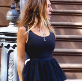 DECOUVREZ la BOUTIQUE de CARRIE BRADSHAW !! #OhMonDieuOhMonDieu