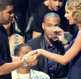 DRAKE et TAYLOR SWIFT en couple ? La PREUVE !
