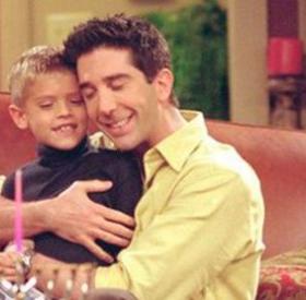 Le petit BEN de FRIENDS a bien grandi ! #SouvenirSouvenir