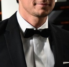 Cet ACTEUR super SEXY est à nouveau PAPA !