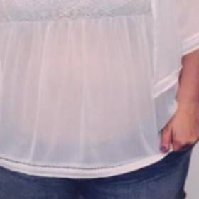 Elle se fait TACLER parce qu'elle PORTE un SHORT : sa RÉPONSE !