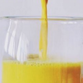 La nouvelle FOLIE DETOX : le GOLDEN LATTE (avec la recette !)