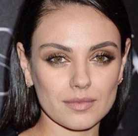 MILA KUNIS : première APPARITION depuis la NAISSANCE de son FILS
