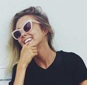 Les FEMMES de PLUS DE 53 ANS ne DOIVENT PAS mettre des JEANS !