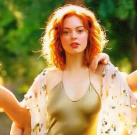  Cette ACTRICE de CHARMED est ENCEINTE !