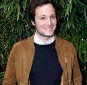 VIANNEY en COUPLE : vous CONNAISSEZ son AMOUREUSE !