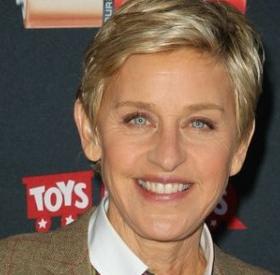 VIDÉO : BARACK OBAMA fait PLEURER ELLEN DEGENERES