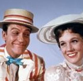 Hiiiii ! MARY POPPINS est de RETOUR et on a la PREMIÈRE PHOTO !