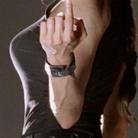 Découvrez l'ACTRICE INATTENDUE qui sera la NOUVELLE LARA CROFT !