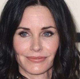 COURTENEY COX : à 53 ANS, nouveau BÉBÉ à l'horizon ?!?!