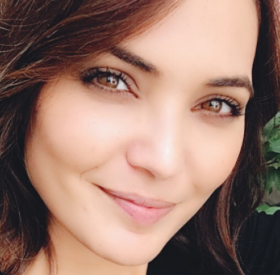 VALÉRIE BÈGUE : sa FILLE est son SOSIE aaaaabsolu !