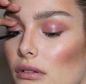 MAQUILLAGE : les ERREURS à éviter ABSOLUMENT !