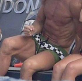 Ce CHAMPION SUPERSTAR va être PAPA pour la TROISIÈME FOIS en UN MOIS !