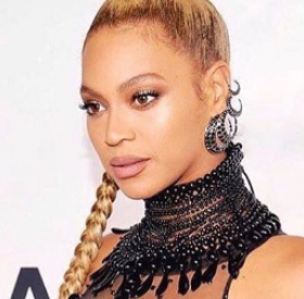 BEYONCE : le BABY BUMP de PLUS en PLUS WAOUH !