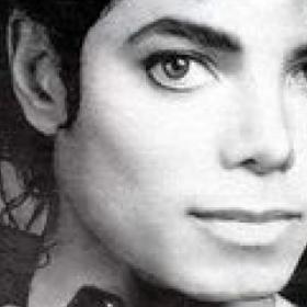 HORREUR : des photos pédopornographiques retrouvées chez MICHAEL JACKSON