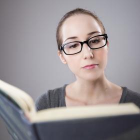 Lunettes de vue pour femme : notre sélection de lunettes pas chères