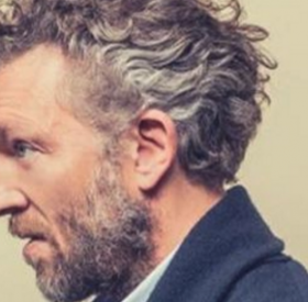 VINCENT CASSEL : sa TRANSFORMATION HALLUCINANTE en VIDÉO !