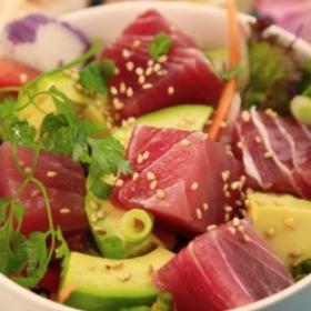 Le POKE BOWL : la nouvelle recette HEALTHY !