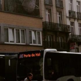 Un PÉNIS GÉANT en PLEINE RUE en BELGIQUE !