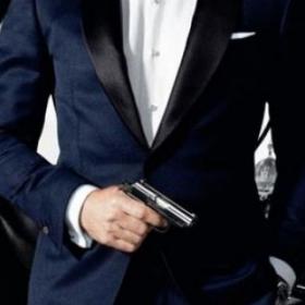 Et si JAMES BOND était une FEMME ?