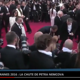 FESTIVAL DE CANNES : PREMIÈRE CHUTE sur le TAPIS ROUGE !
