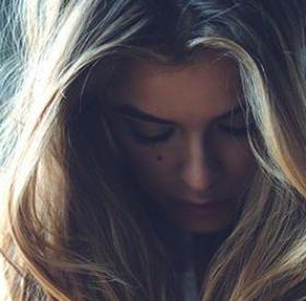 CHEVEUX LONGS : les ERREURS FATALES à votre CRINIÈRE !