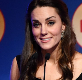 KATE MIDDLETON : le GESTE qui a ÉMU le MONDE ENTIER ! #PrincesseDesCoeurs